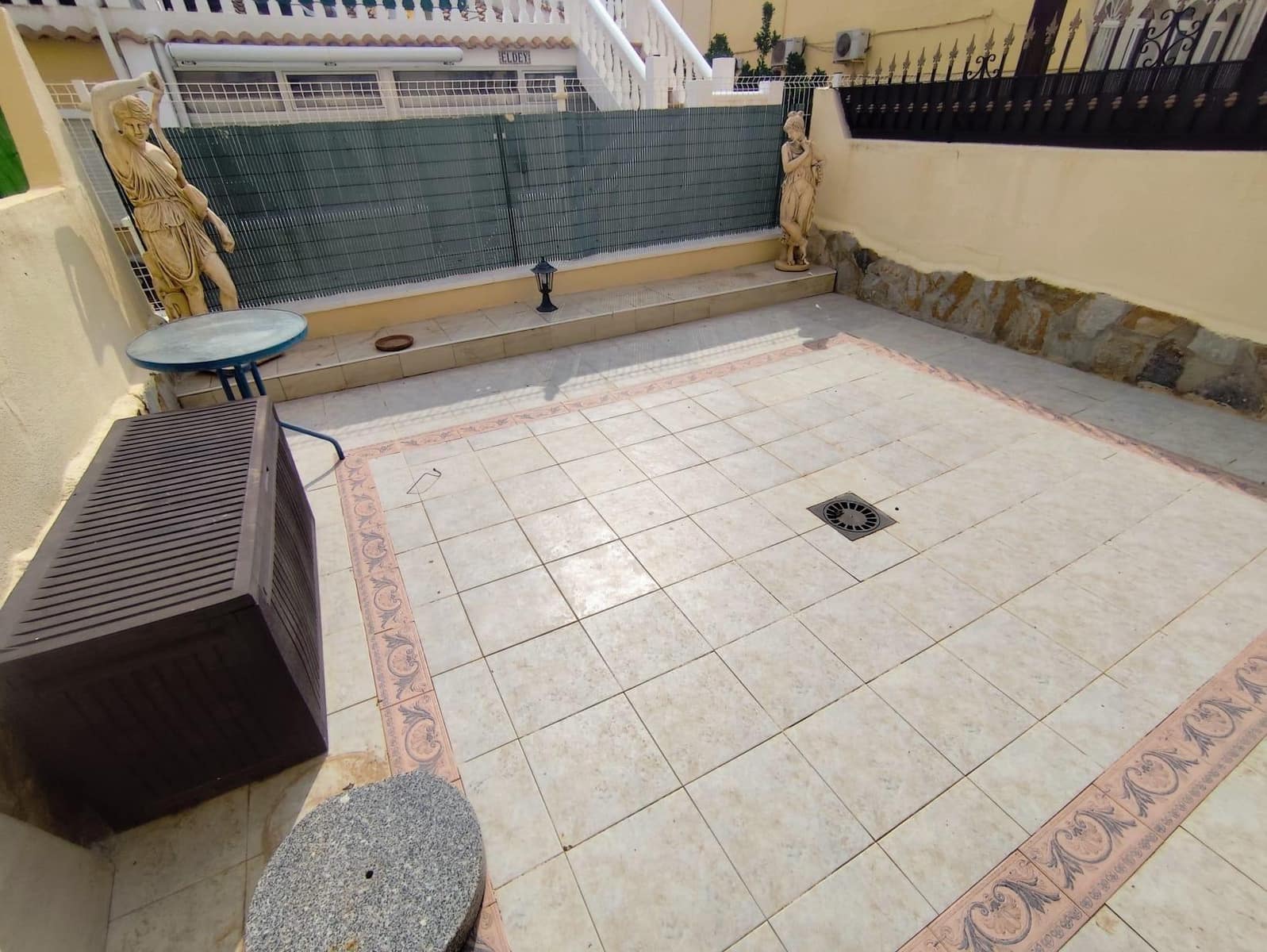 2 soveværelse Rækkehus til salg i La Florida med swimmingpool - € 204.900 (Ref: 9034760)