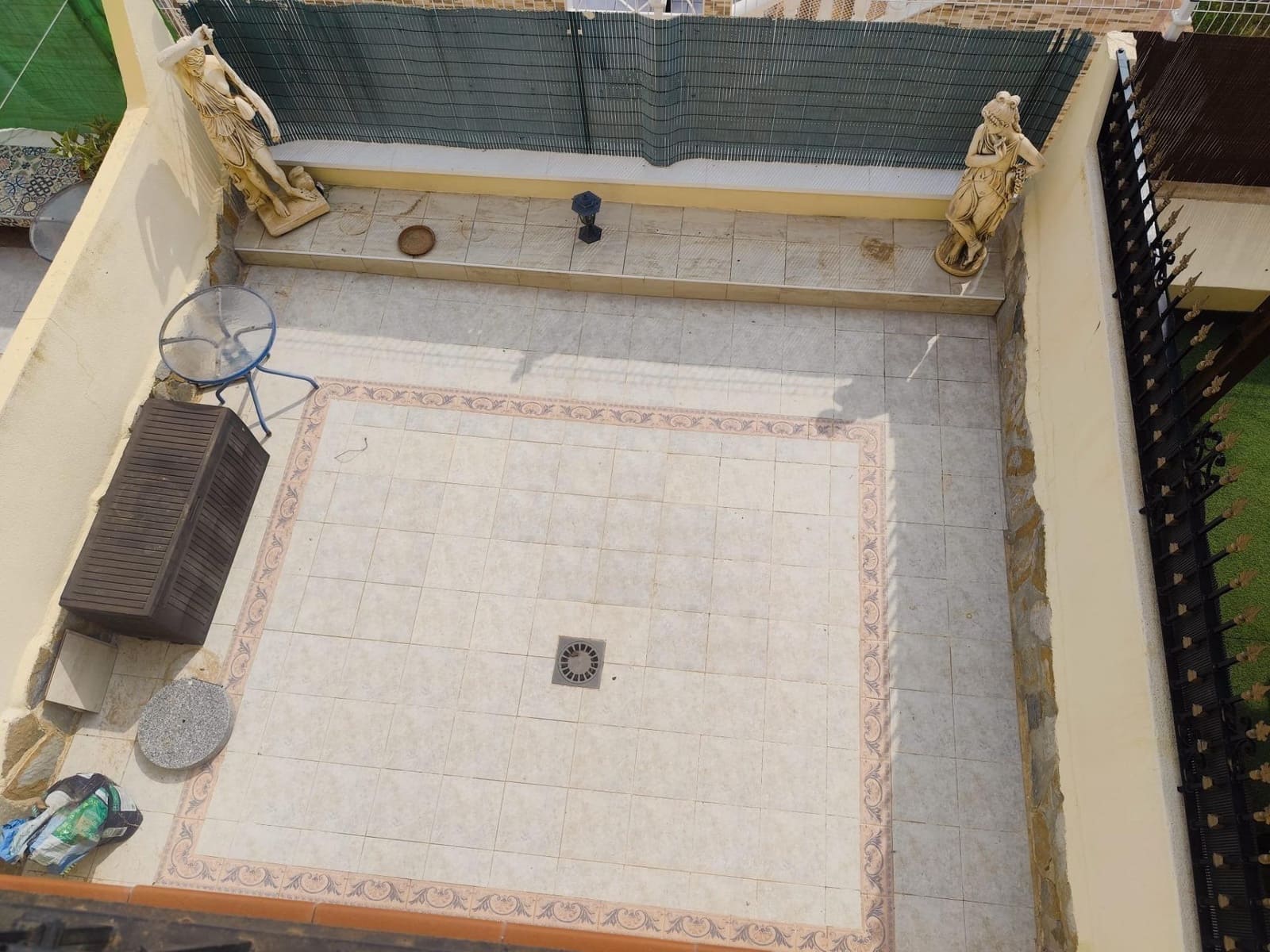 2 soveværelse Rækkehus til salg i La Florida med swimmingpool - € 204.900 (Ref: 9034760)