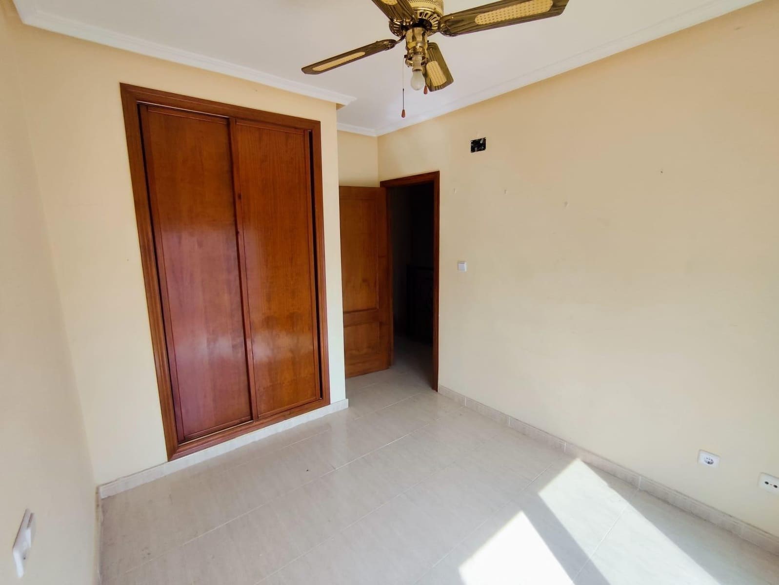 2 soveværelse Rækkehus til salg i La Florida med swimmingpool - € 204.900 (Ref: 9034760)