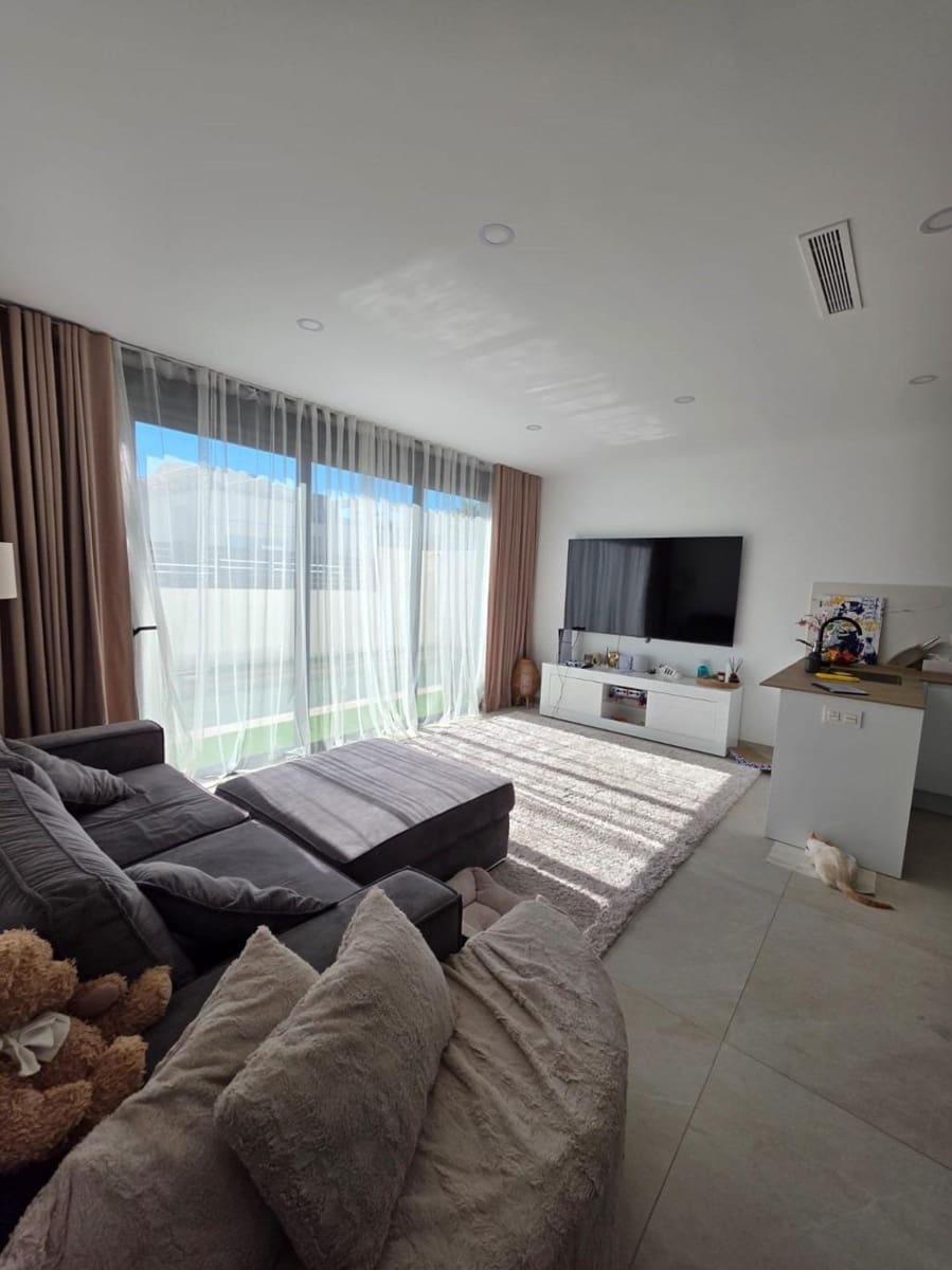 2 bedroom Villa for sale in Benijofar with pool - € 345,000 (Ref: 9034762)