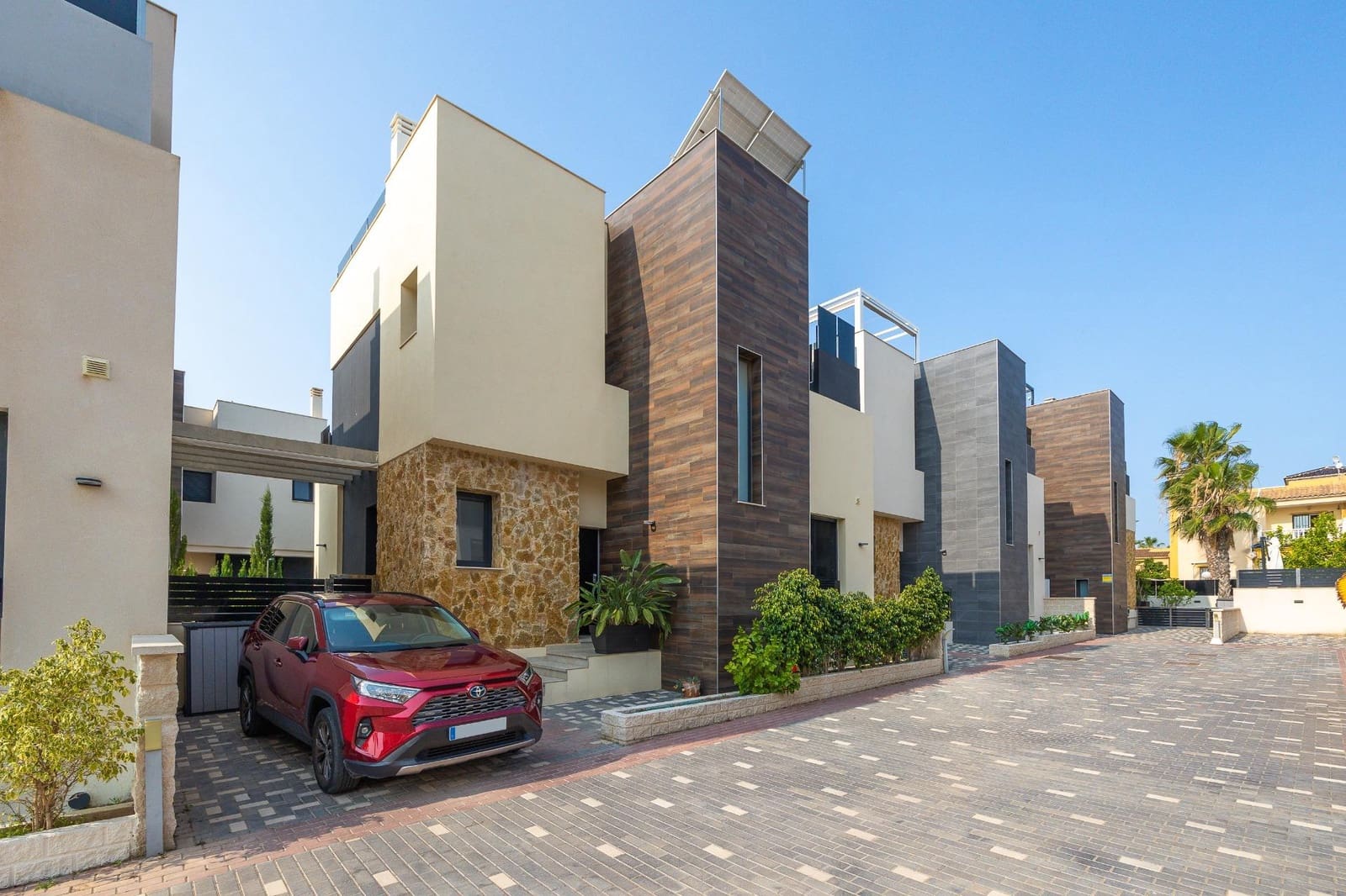 3 camera da letto Villa in vendita in Orihuela Costa con piscina - 489.000 € (Rif: 9036849)