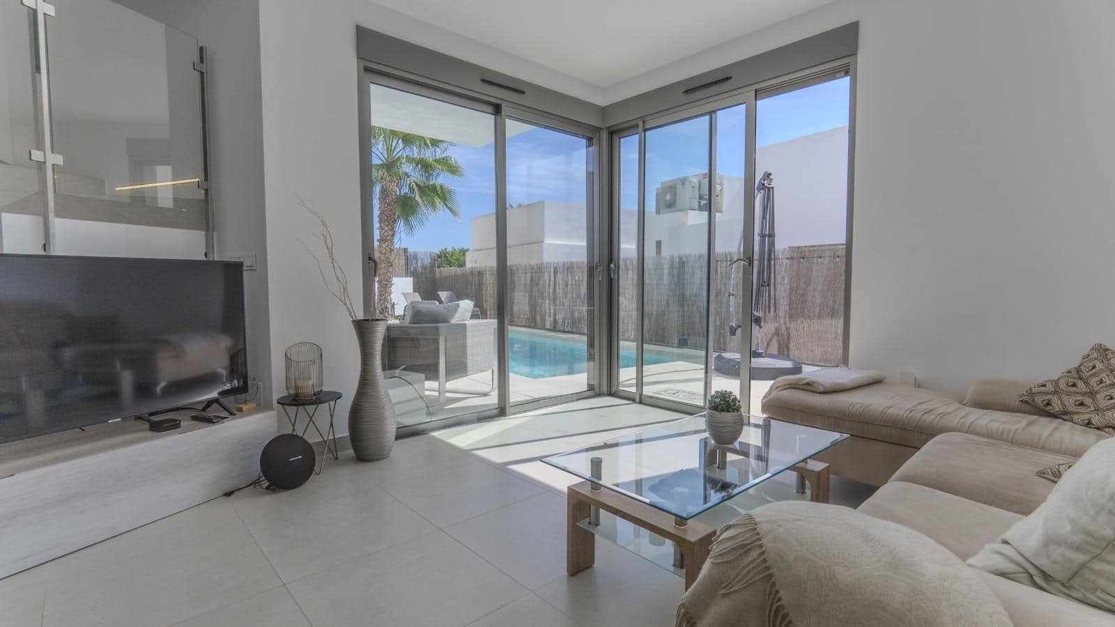 4 sovrum Villa till salu i Orihuela Costa med pool - 499 900 € (Ref: 9116750)