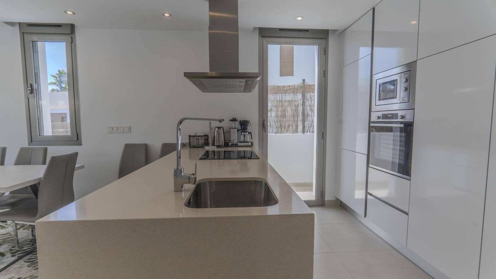 4 sovrum Villa till salu i Orihuela Costa med pool - 499 900 € (Ref: 9116750)