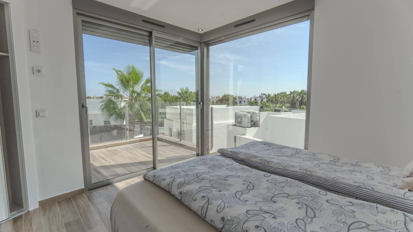 4 sovrum Villa till salu i Orihuela Costa med pool - 499 900 € (Ref: 9116750)