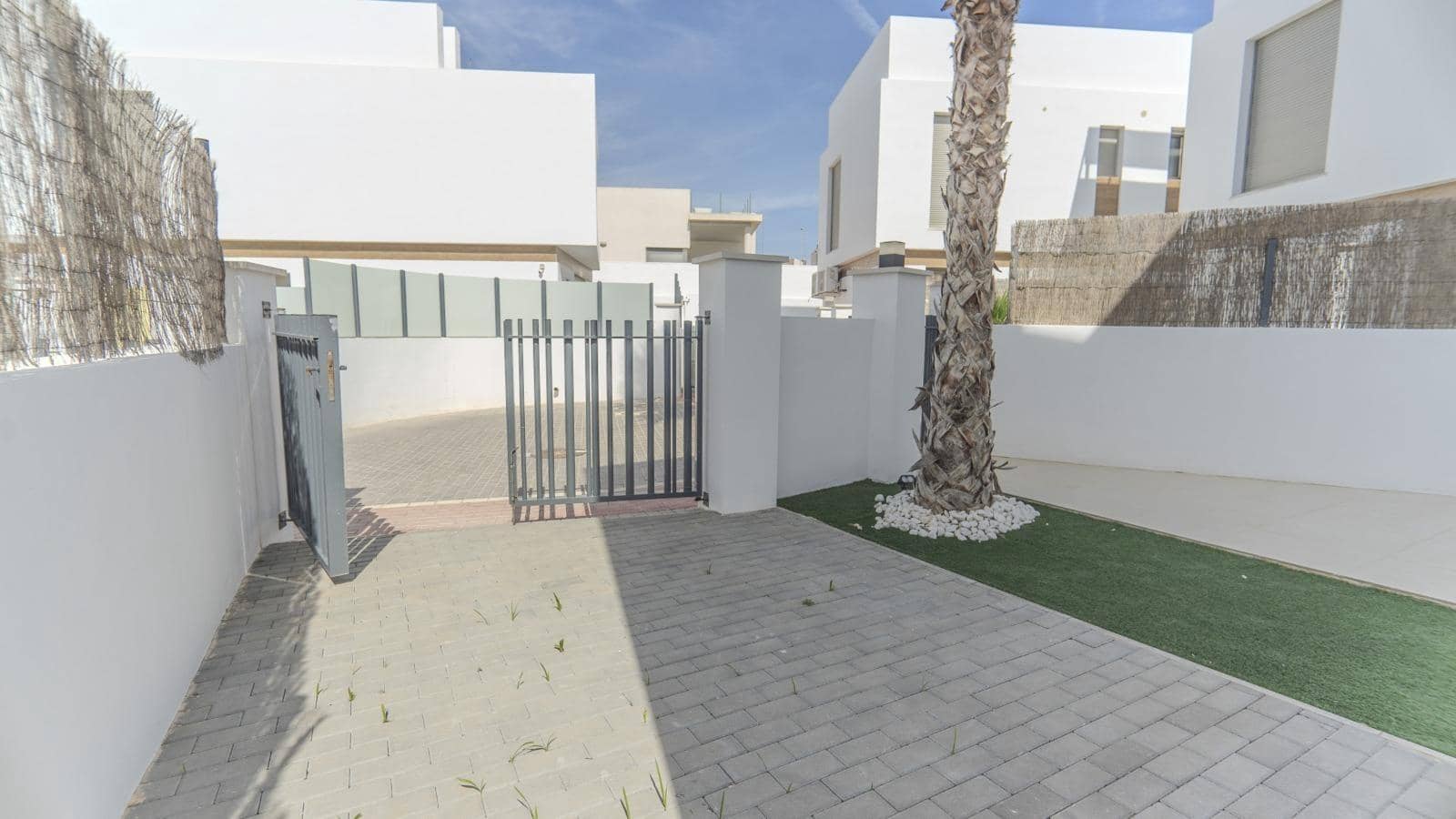 4 sovrum Villa till salu i Orihuela Costa med pool - 499 900 € (Ref: 9116750)