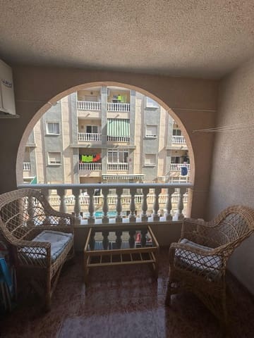 2 sovrum Lägenhet till salu i Centro, Torrevieja med pool - 151 000 € (Ref: 9126872)