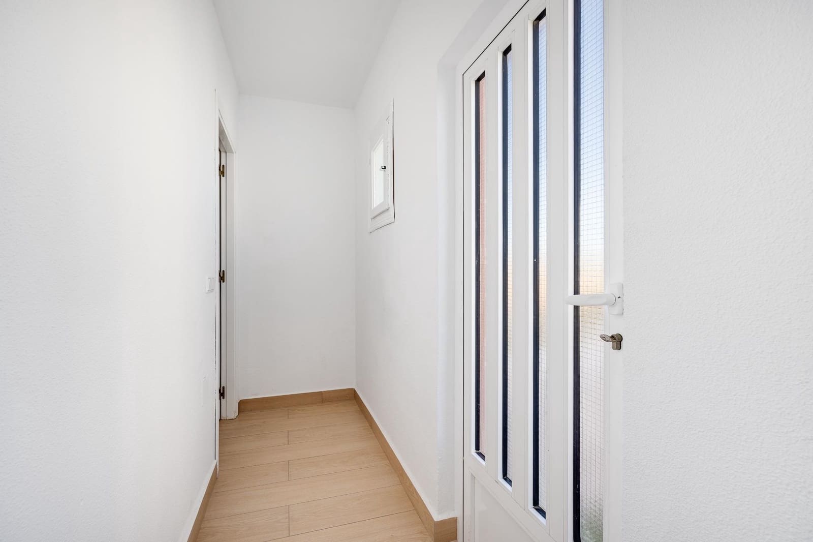 5 bedroom Villa for sale in Orihuela Costa with garage - € 352,000 (Ref: 9128518)