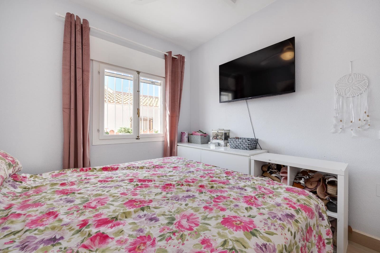 5 bedroom Villa for sale in Orihuela Costa with garage - € 352,000 (Ref: 9128518)