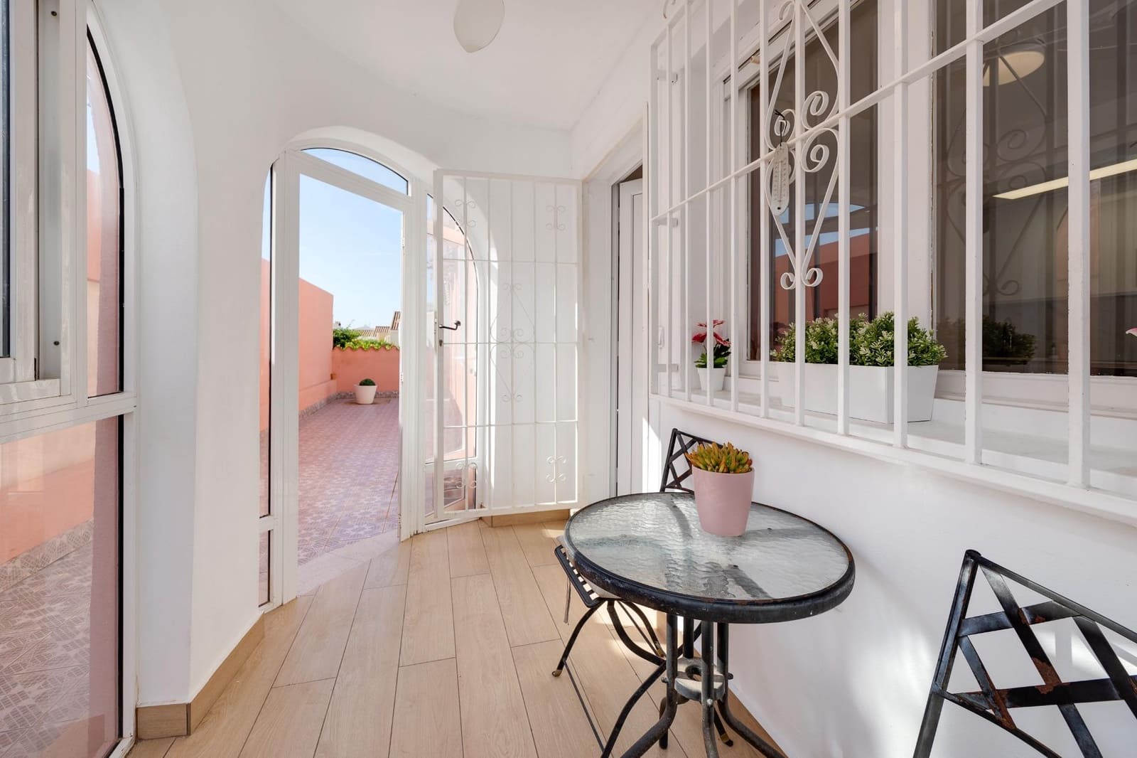 5 bedroom Villa for sale in Orihuela Costa with garage - € 352,000 (Ref: 9128518)