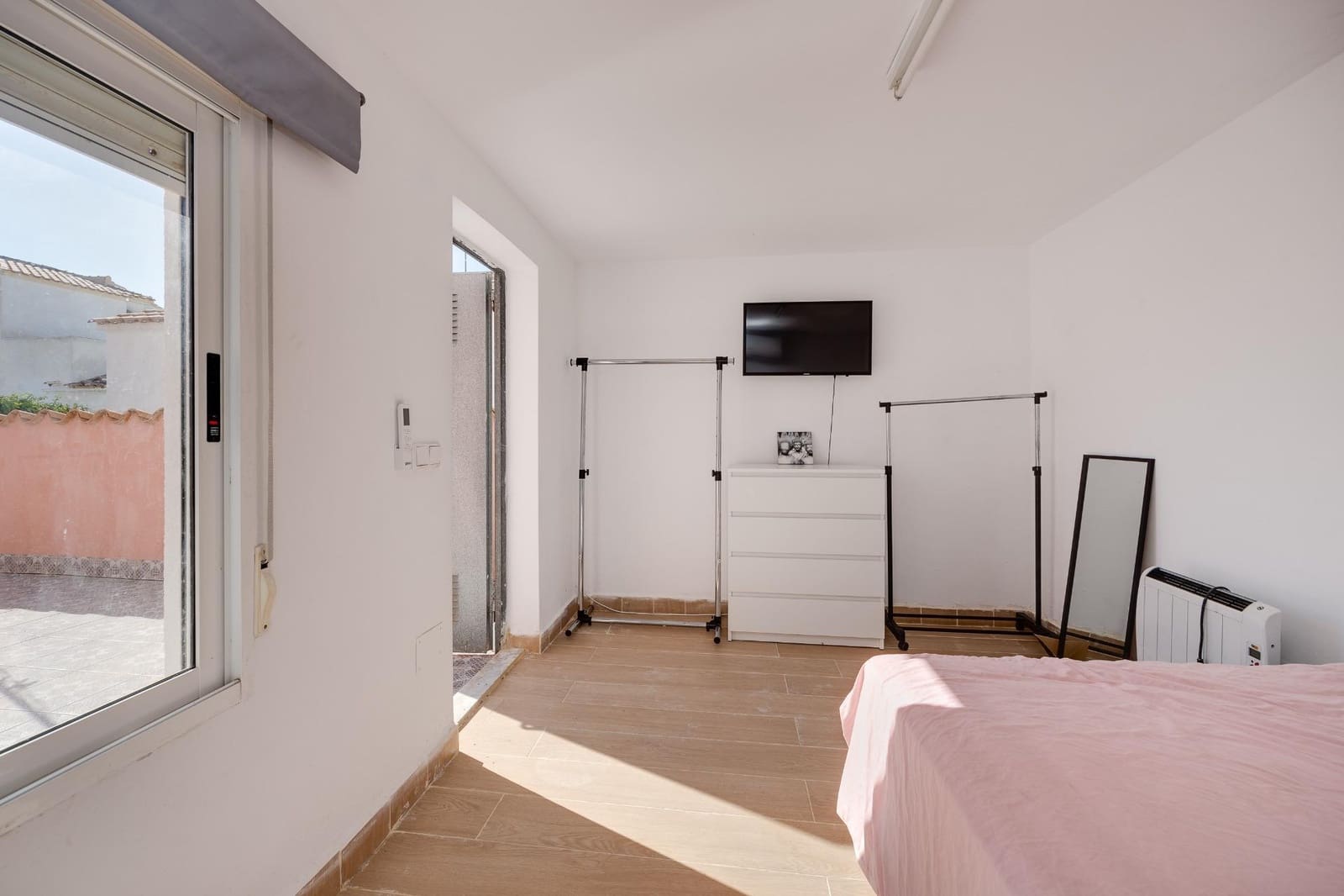 5 bedroom Villa for sale in Orihuela Costa with garage - € 352,000 (Ref: 9128518)