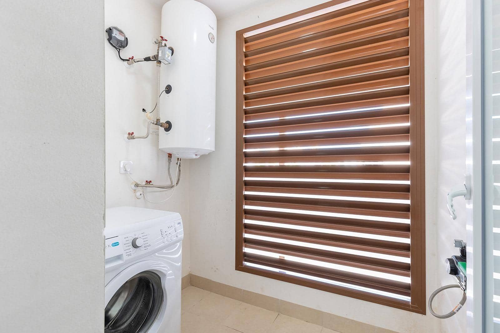 3 bedroom Apartment for sale in Orihuela Costa with pool - € 299,900 (Ref: 9143569)