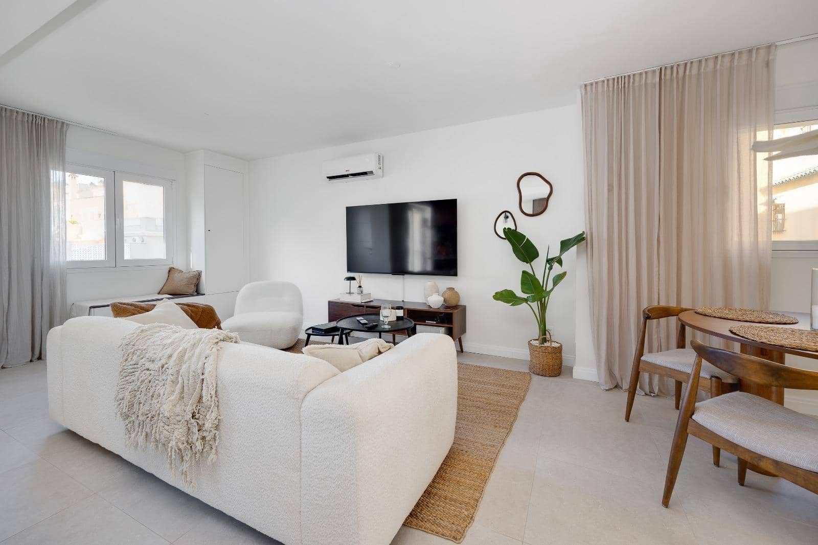 3 soveværelse Semi-Rækkehus til salg i La Florida med swimmingpool - € 279.000 (Ref: 9143570)