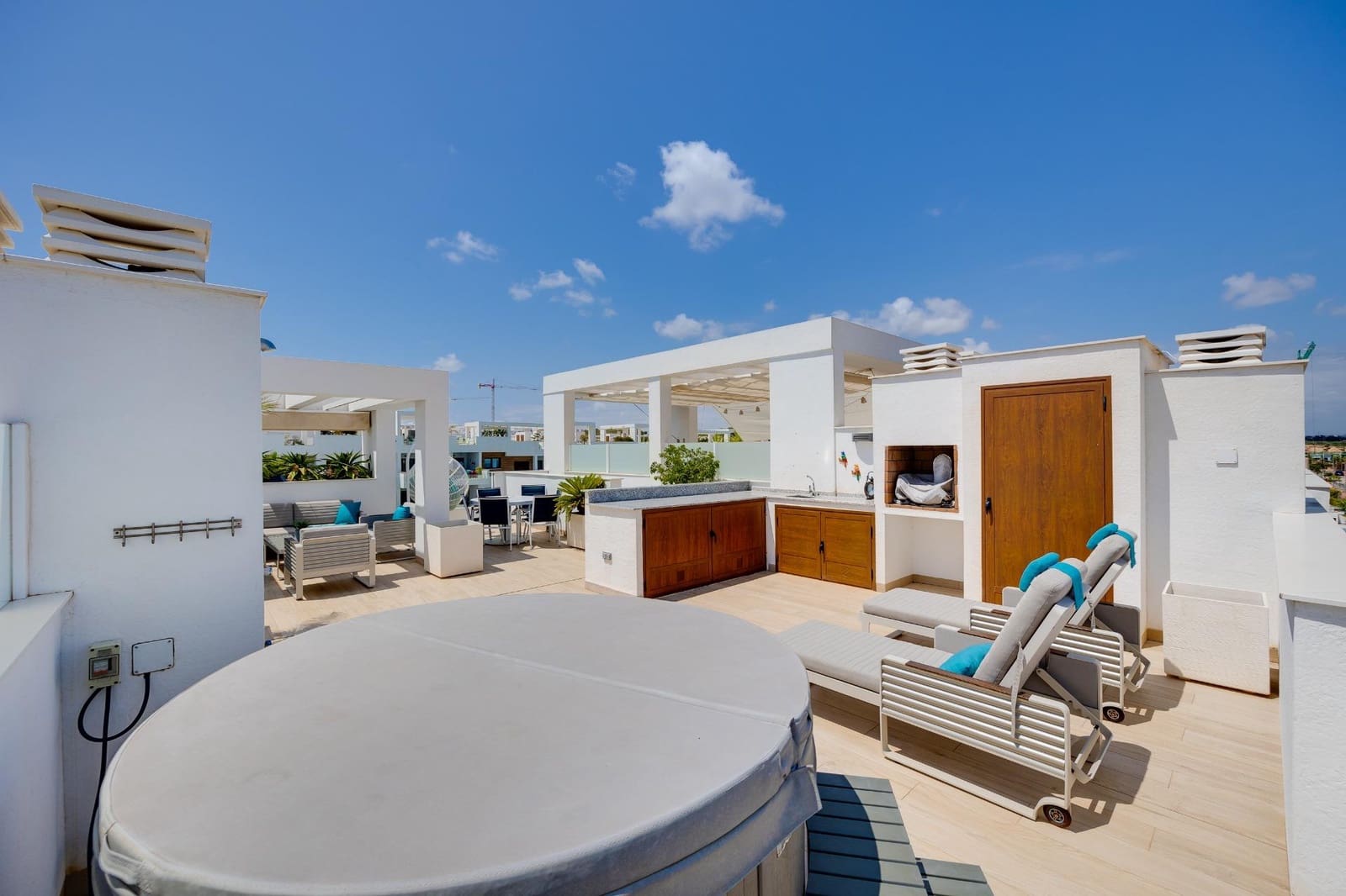 2 chambre Penthouse à vendre à Los Balcones avec piscine - 299 990 € (Ref: 9149499)