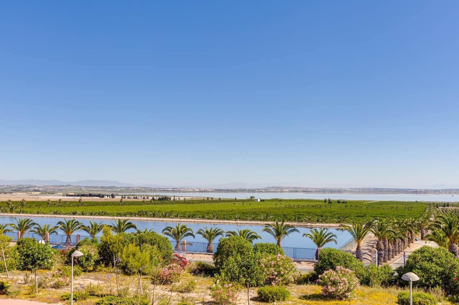 2 chambre Penthouse à vendre à Los Balcones avec piscine - 299 990 € (Ref: 9149499)