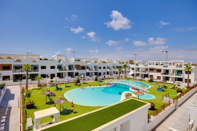 2 chambre Penthouse à vendre à Los Balcones avec piscine - 299 990 € (Ref: 9149499)