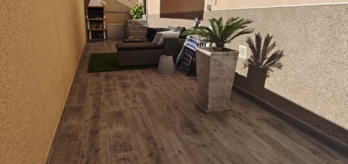 3 soveværelse Rækkehus til salg i Villamartin med swimmingpool - € 269.900 (Ref: 9154287)