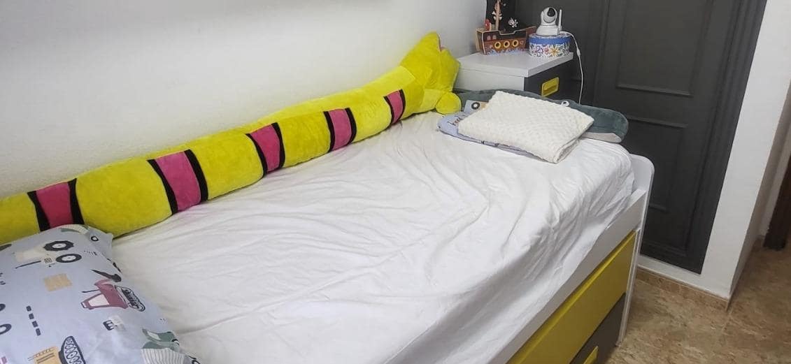 3 soveværelse Rækkehus til salg i Villamartin med swimmingpool - € 269.900 (Ref: 9154287)