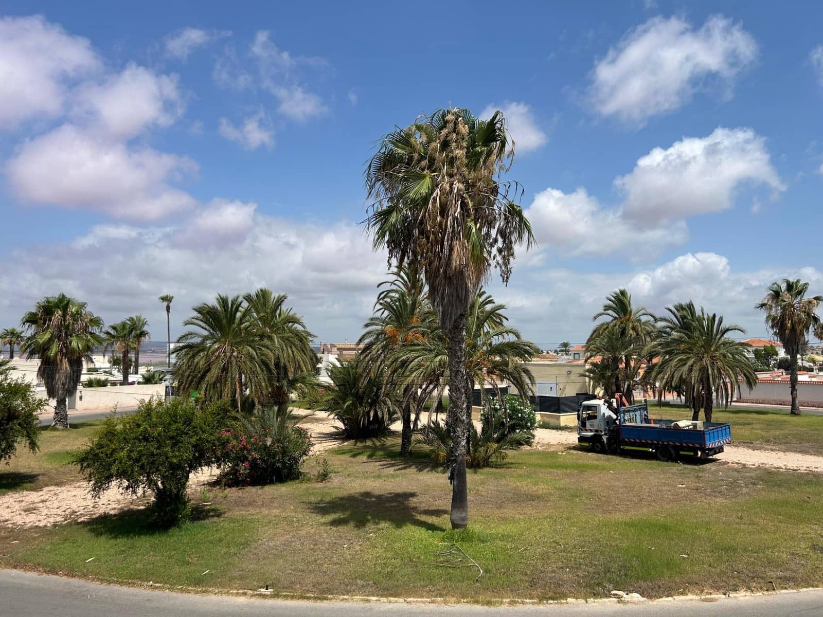 5 bedroom Villa for sale in Torrevieja with garage - € 445,000 (Ref: 9157992)