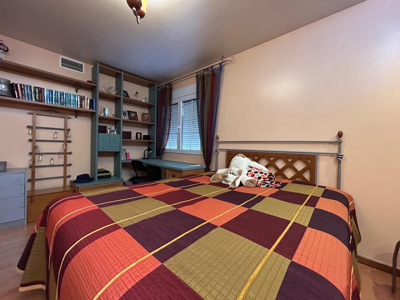 5 bedroom Villa for sale in Torrevieja with garage - € 445,000 (Ref: 9157992)