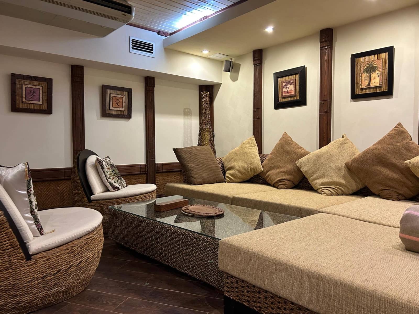 5 bedroom Villa for sale in Torrevieja with garage - € 445,000 (Ref: 9157992)