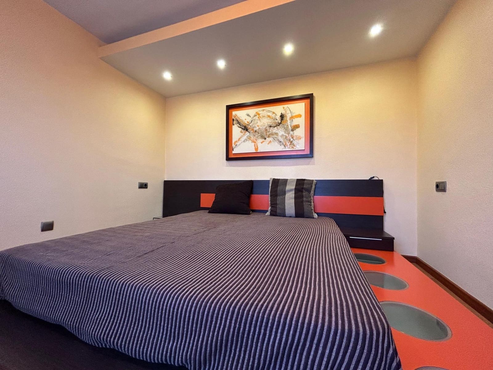 5 bedroom Villa for sale in Torrevieja with garage - € 445,000 (Ref: 9157992)