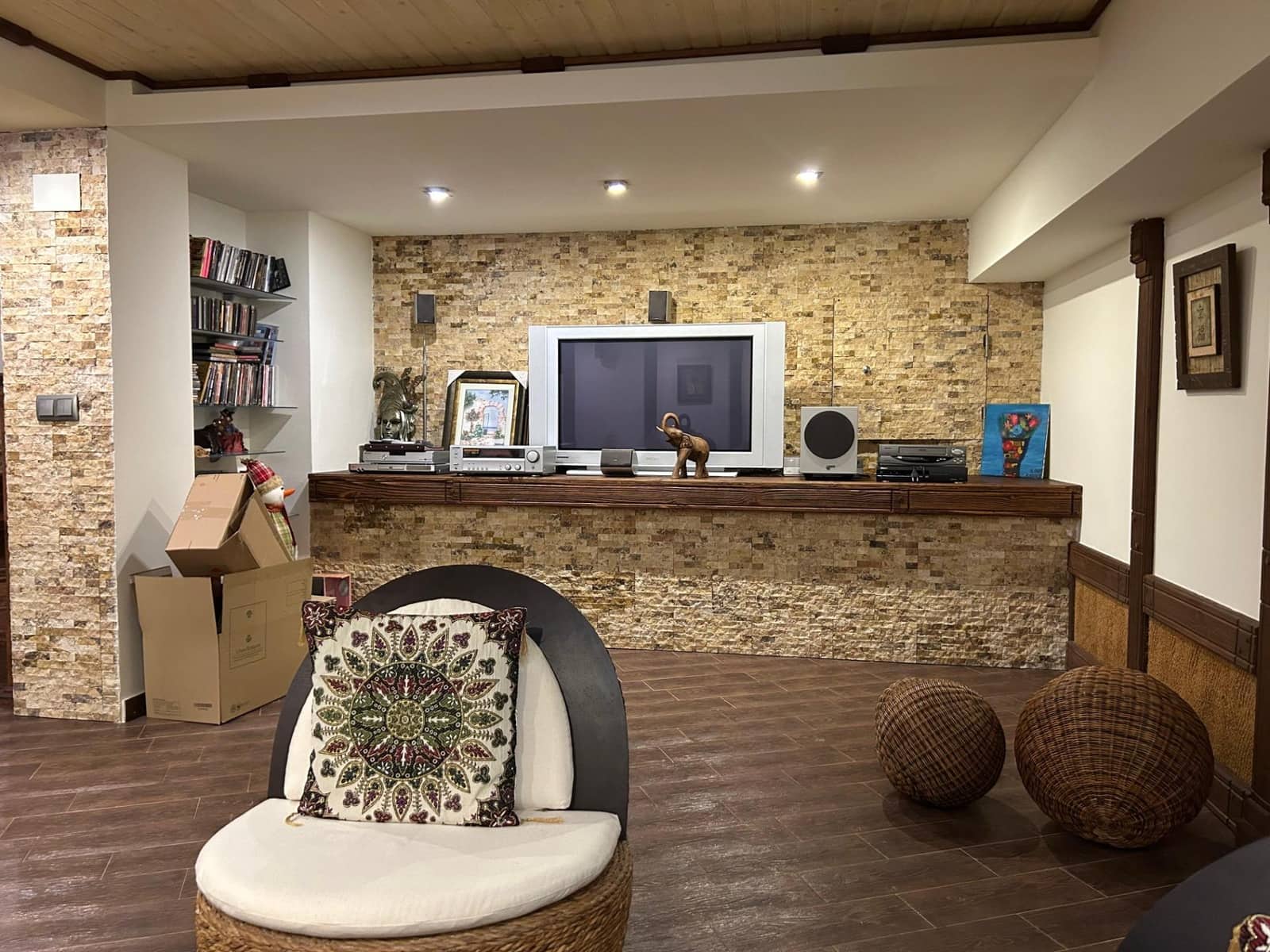 5 bedroom Villa for sale in Torrevieja with garage - € 445,000 (Ref: 9157992)