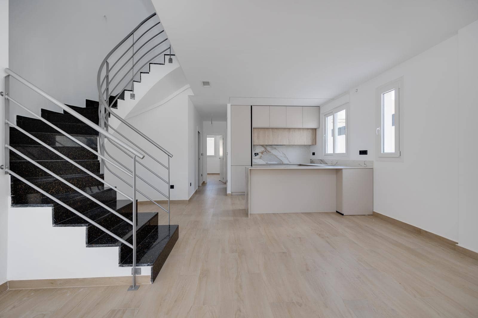 3 bedroom Villa for sale in Aguas Nuevas with pool - € 640,000 (Ref: 9171727)