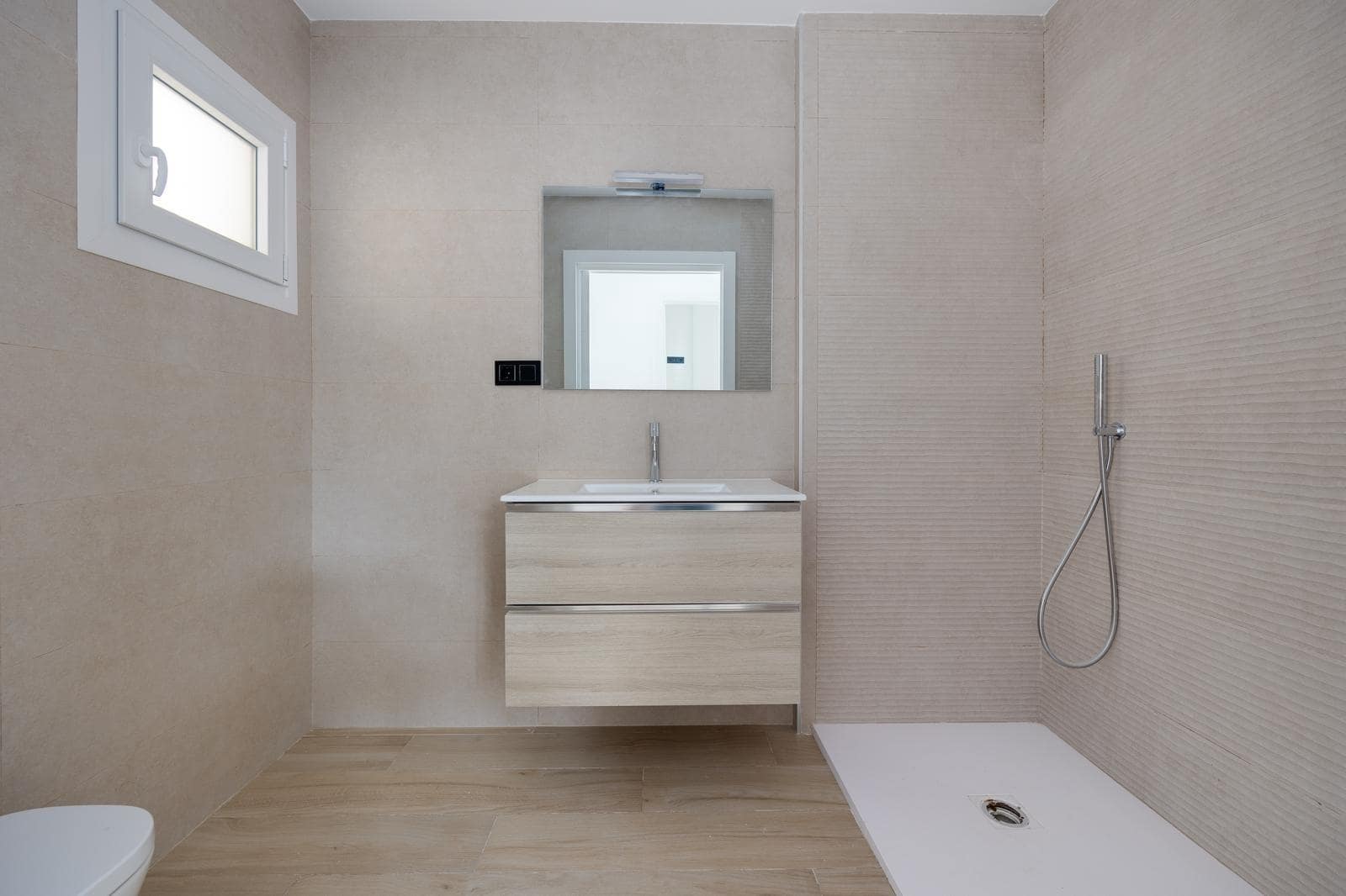 3 bedroom Villa for sale in Aguas Nuevas with pool - € 640,000 (Ref: 9171727)