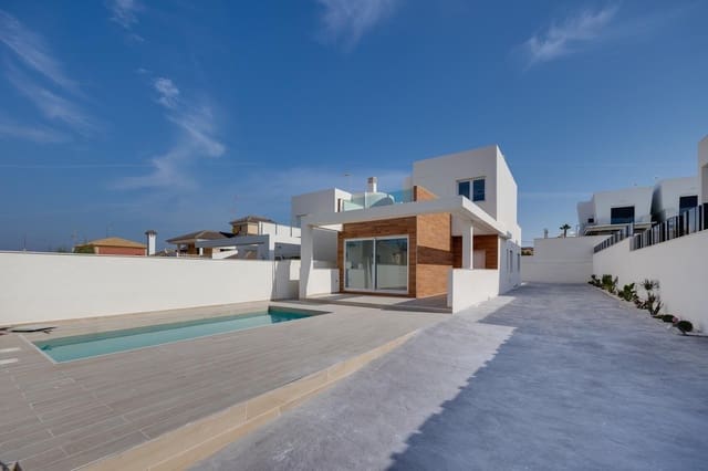 3 chambre Villa/Maison à vendre à Aguas Nuevas, Torrevieja avec piscine - 640 000 € (Ref: 9171727)