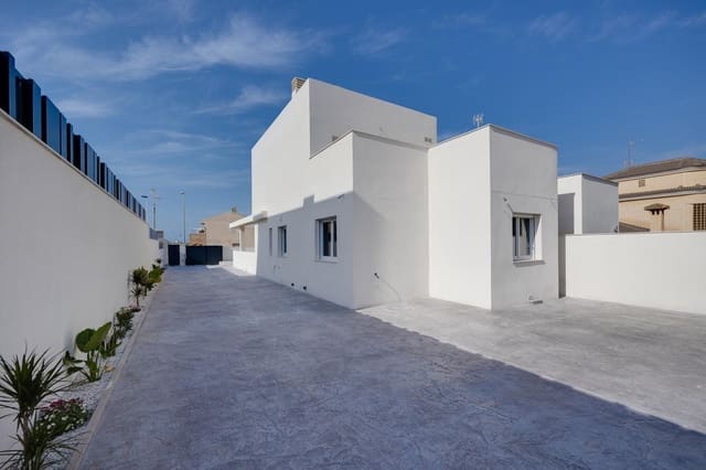 3 chambre Villa/Maison à vendre à Aguas Nuevas, Torrevieja avec piscine - 640 000 € (Ref: 9171727)