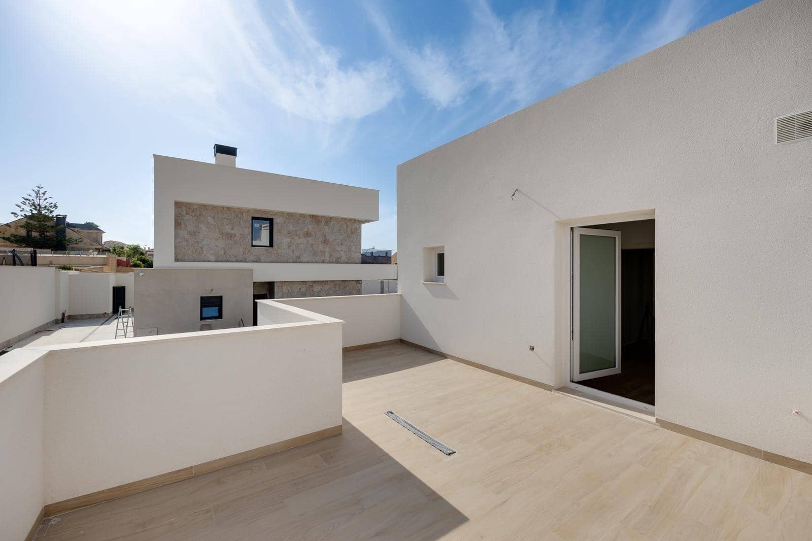 3 bedroom Villa for sale in Aguas Nuevas with pool - € 640,000 (Ref: 9171727)