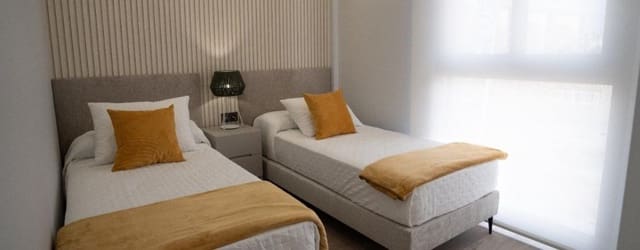 2 bedroom Bungalow for sale in Villamartin, Orihuela with pool - € 260,000 (Ref: 9171728)