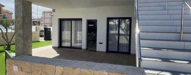 2 bedroom Bungalow for sale in Villamartin, Orihuela with pool - € 260,000 (Ref: 9171728)