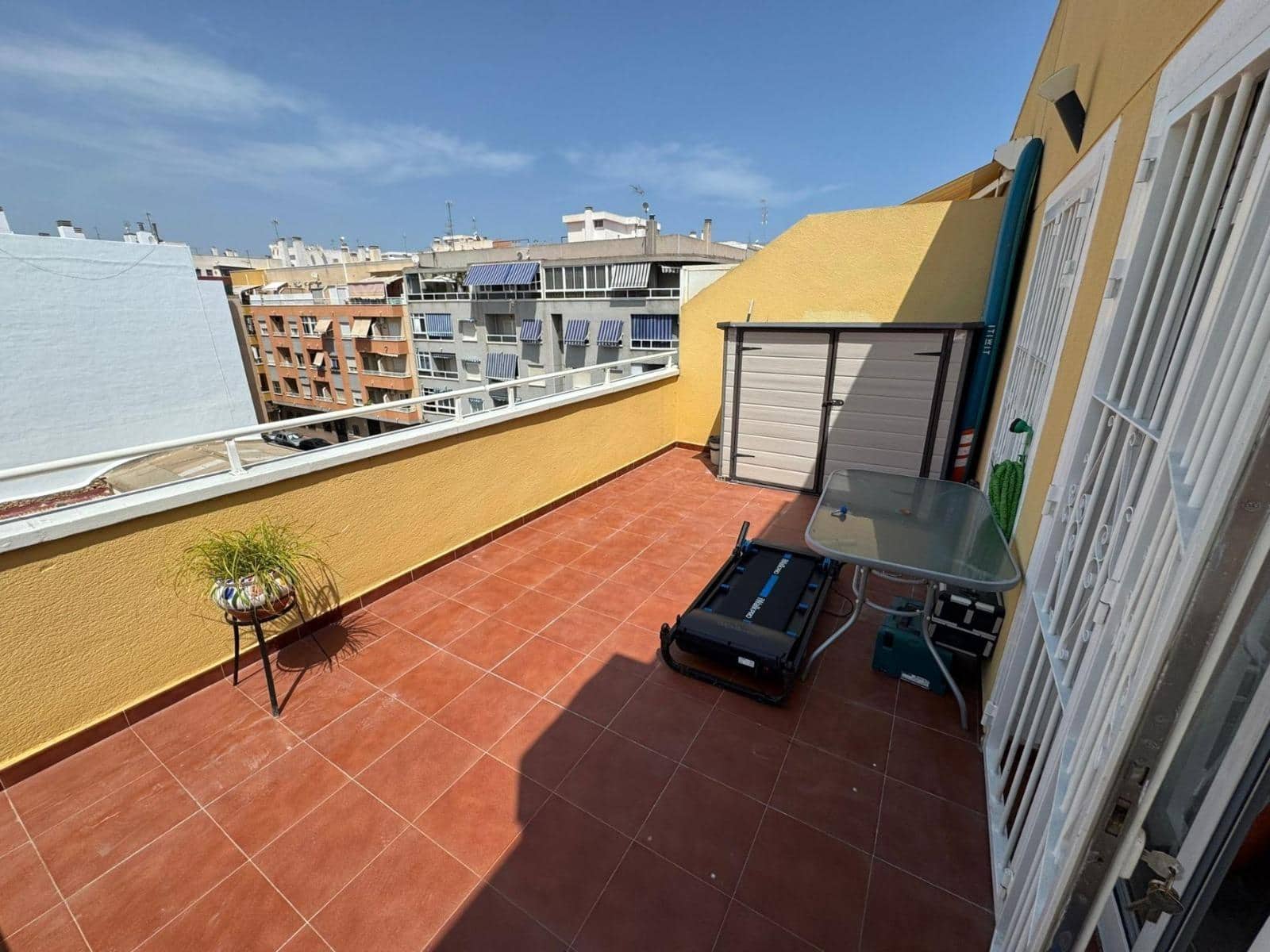 2 bedroom Penthouse for sale in Torrevieja - € 149,900 (Ref: 9187140)