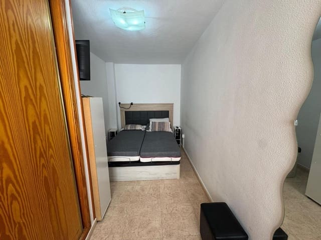 2 bedroom Penthouse for sale in Torrevieja - € 149,900 (Ref: 9187140)