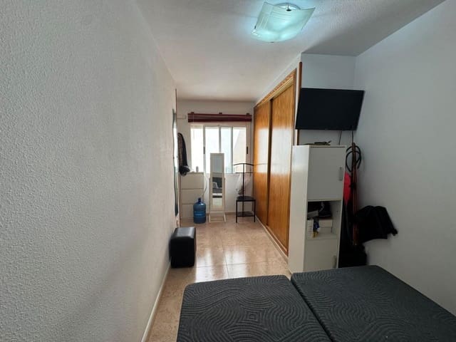 2 bedroom Penthouse for sale in Torrevieja - € 149,900 (Ref: 9187140)