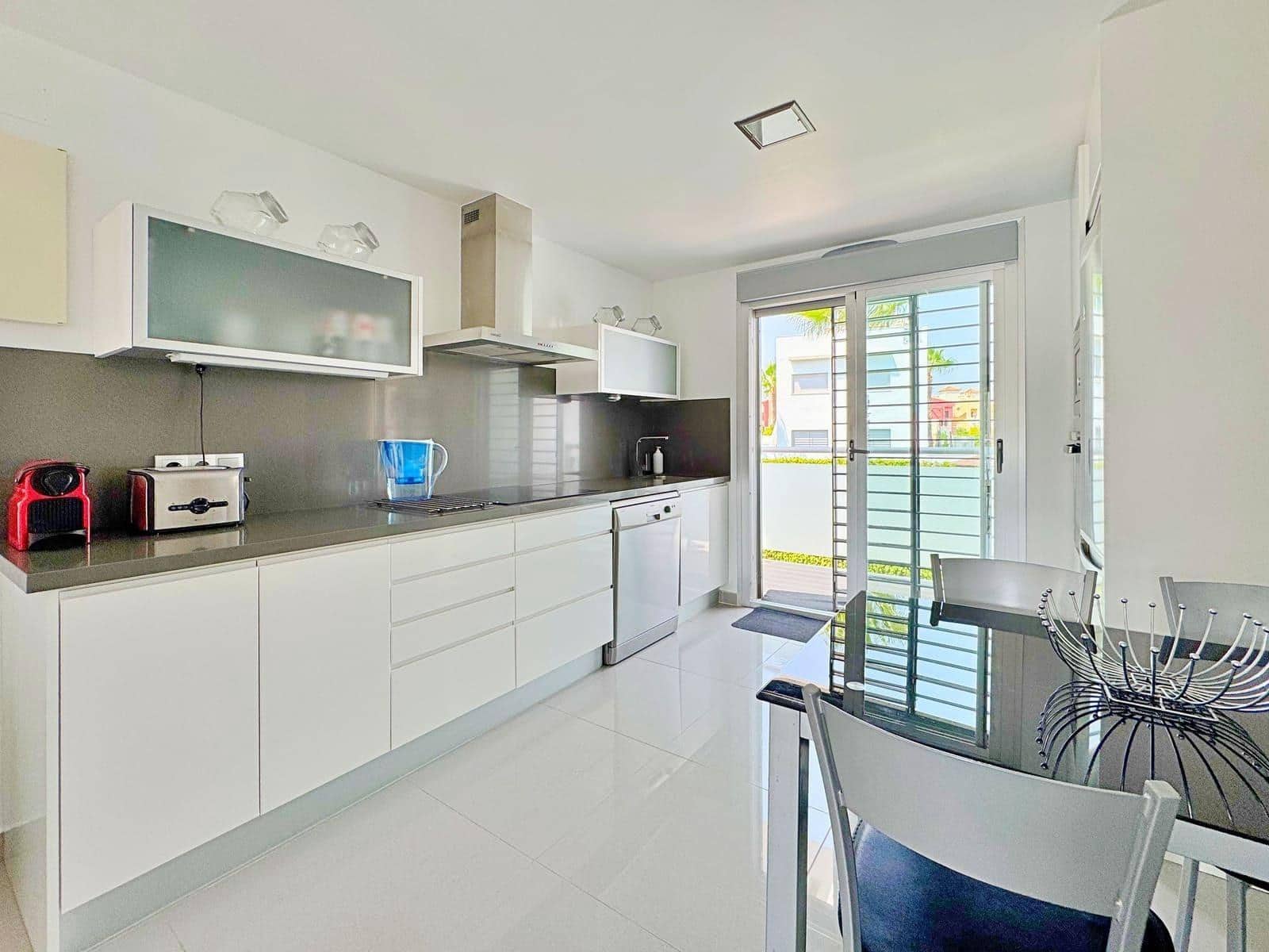 2 makuuhuone Kattohuoneisto myytävänä paikassa Orihuela Costa mukana uima-altaan - 279 000 € (Ref: 9188635)