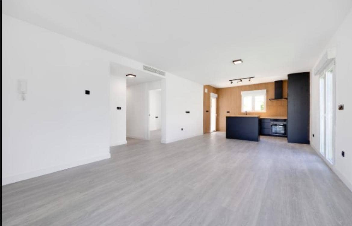 4 slaapkamer Villa te koop in Torrevieja met zwembad - € 432.000 (Ref: 9189189)