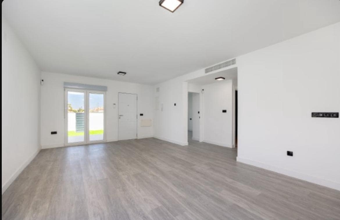 4 slaapkamer Villa te koop in Torrevieja met zwembad - € 432.000 (Ref: 9189189)