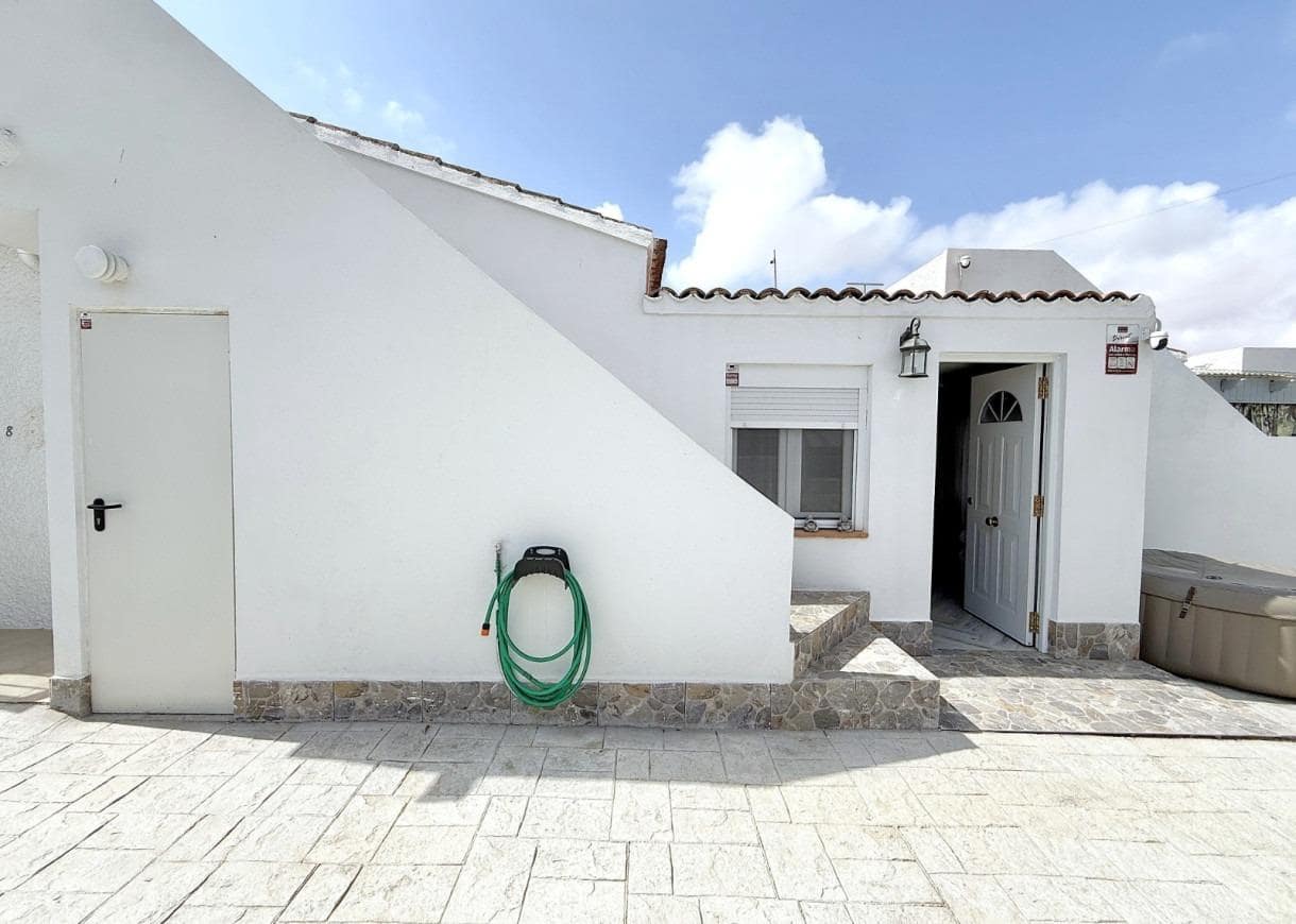 1 quarto Bungalow para venda em Torrevieja com garagem - 98 000 € (Ref: 9192541)