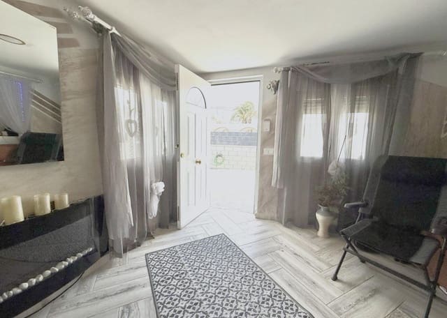 1 chambre Bungalow à vendre à El Chaparral - La Siesta - La Torreta, Torrevieja avec garage - 98 000 € (Ref: 9192541)