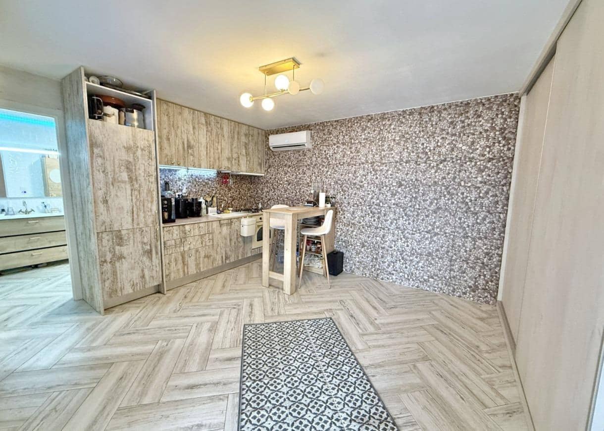 1 quarto Bungalow para venda em Torrevieja com garagem - 98 000 € (Ref: 9192541)