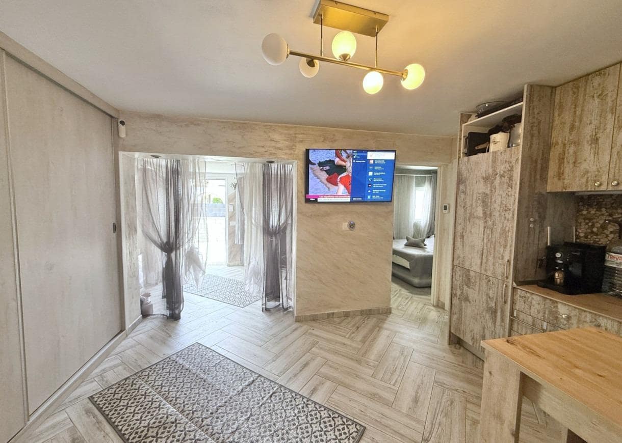 1 quarto Bungalow para venda em Torrevieja com garagem - 98 000 € (Ref: 9192541)