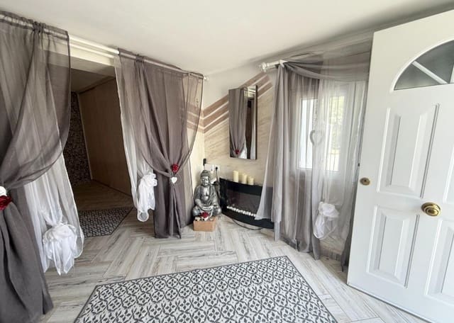 1 chambre Bungalow à vendre à El Chaparral - La Siesta - La Torreta, Torrevieja avec garage - 98 000 € (Ref: 9192541)