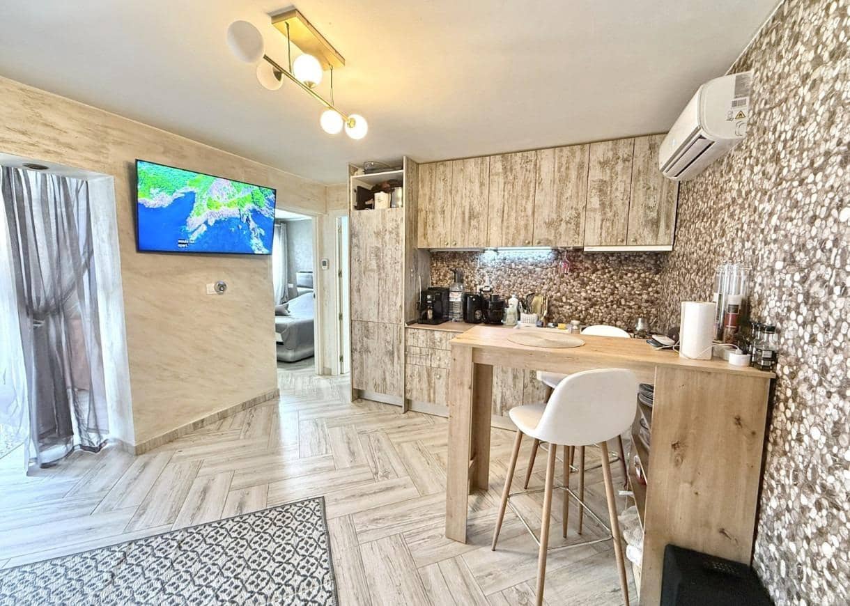 1 quarto Bungalow para venda em Torrevieja com garagem - 98 000 € (Ref: 9192541)