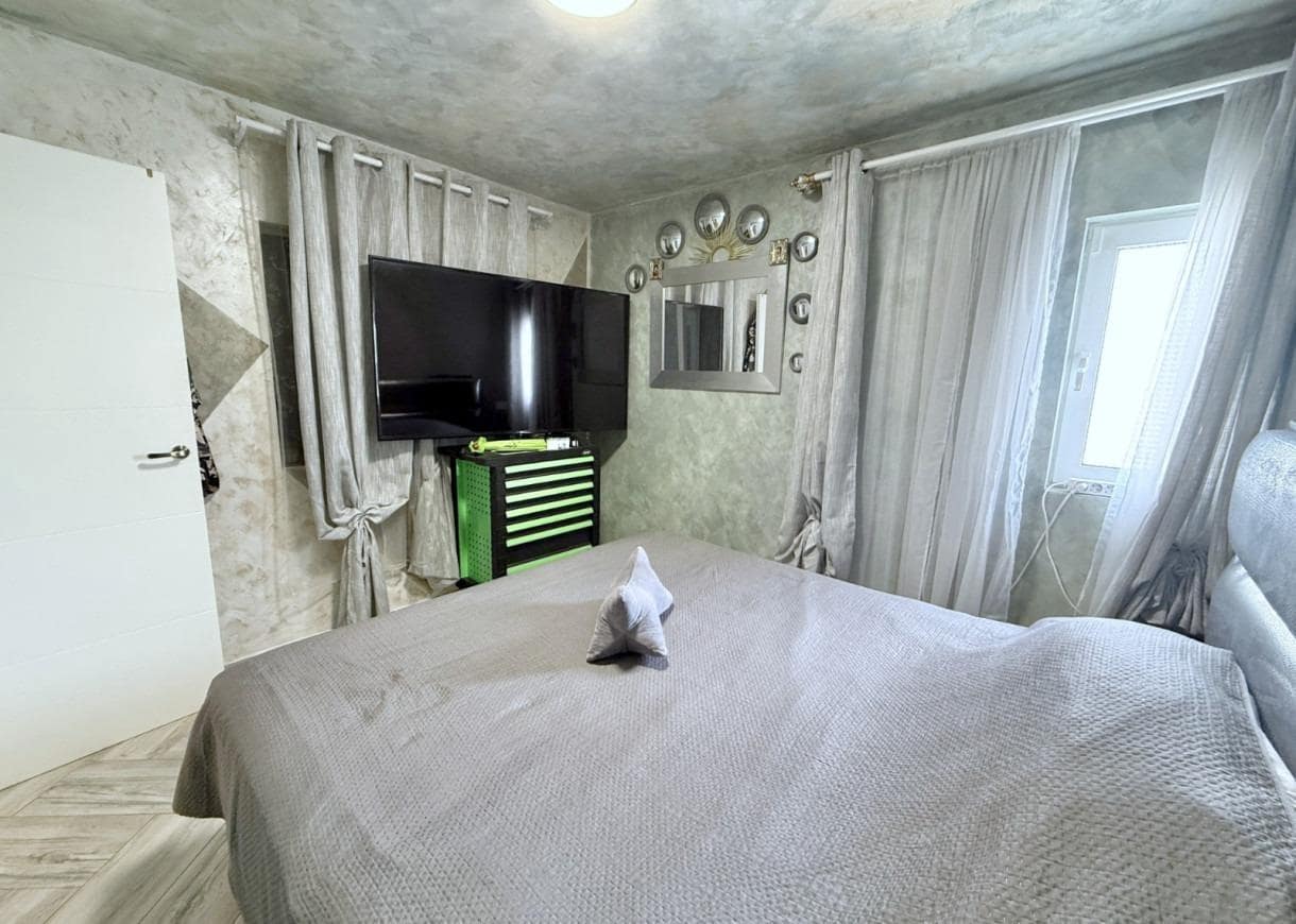 1 quarto Bungalow para venda em Torrevieja com garagem - 98 000 € (Ref: 9192541)