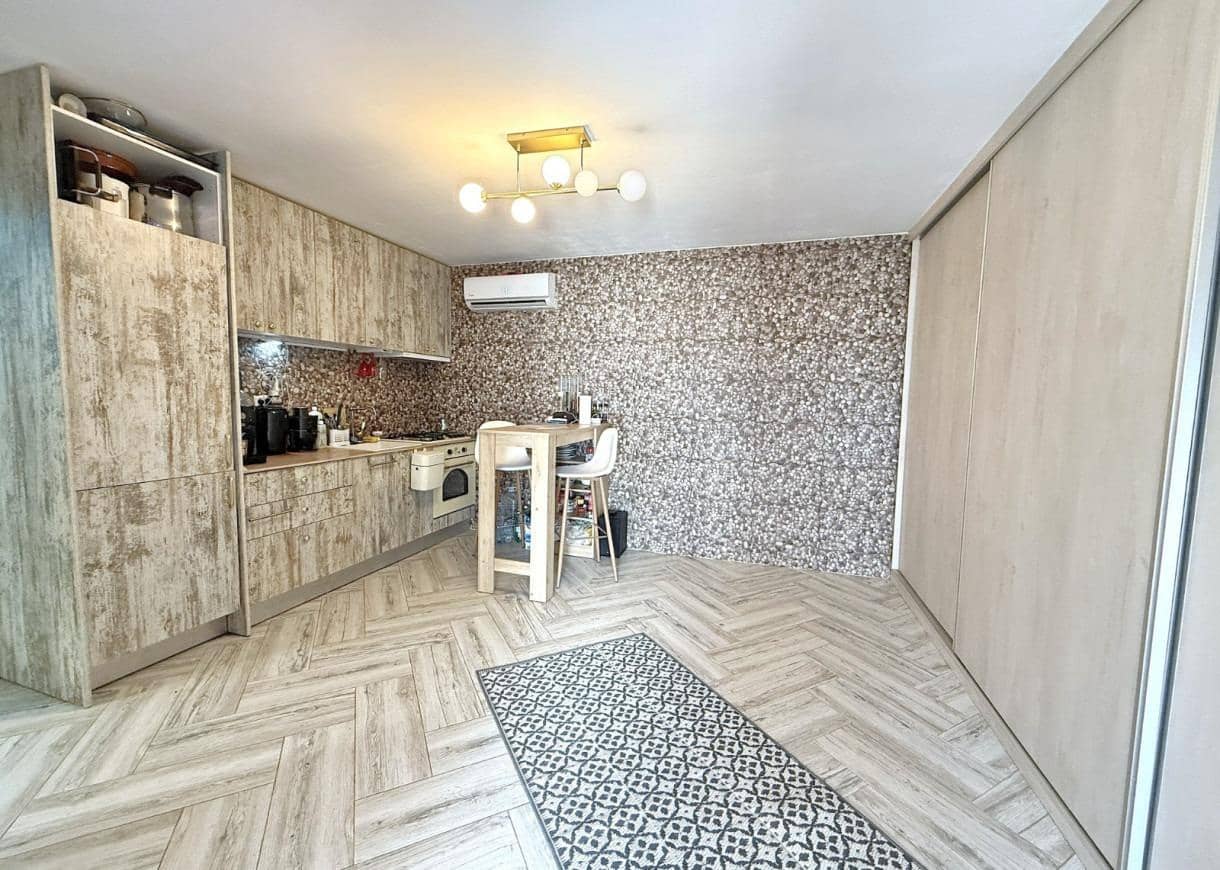 1 quarto Bungalow para venda em Torrevieja com garagem - 98 000 € (Ref: 9192541)
