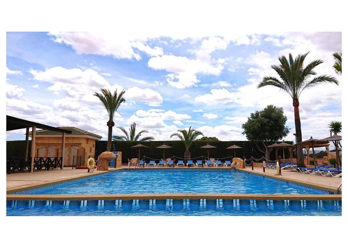 1 quarto Bungalow para venda em Torrevieja com garagem - 98 000 € (Ref: 9192541)