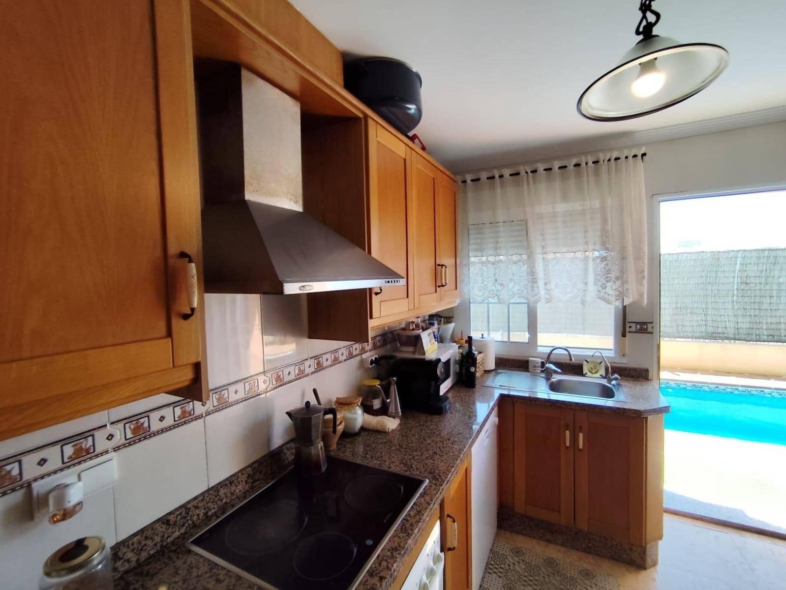 3 sypialnia Willa na sprzedaż w Torrevieja z basenem - 310 000 € (Ref: 9197901)
