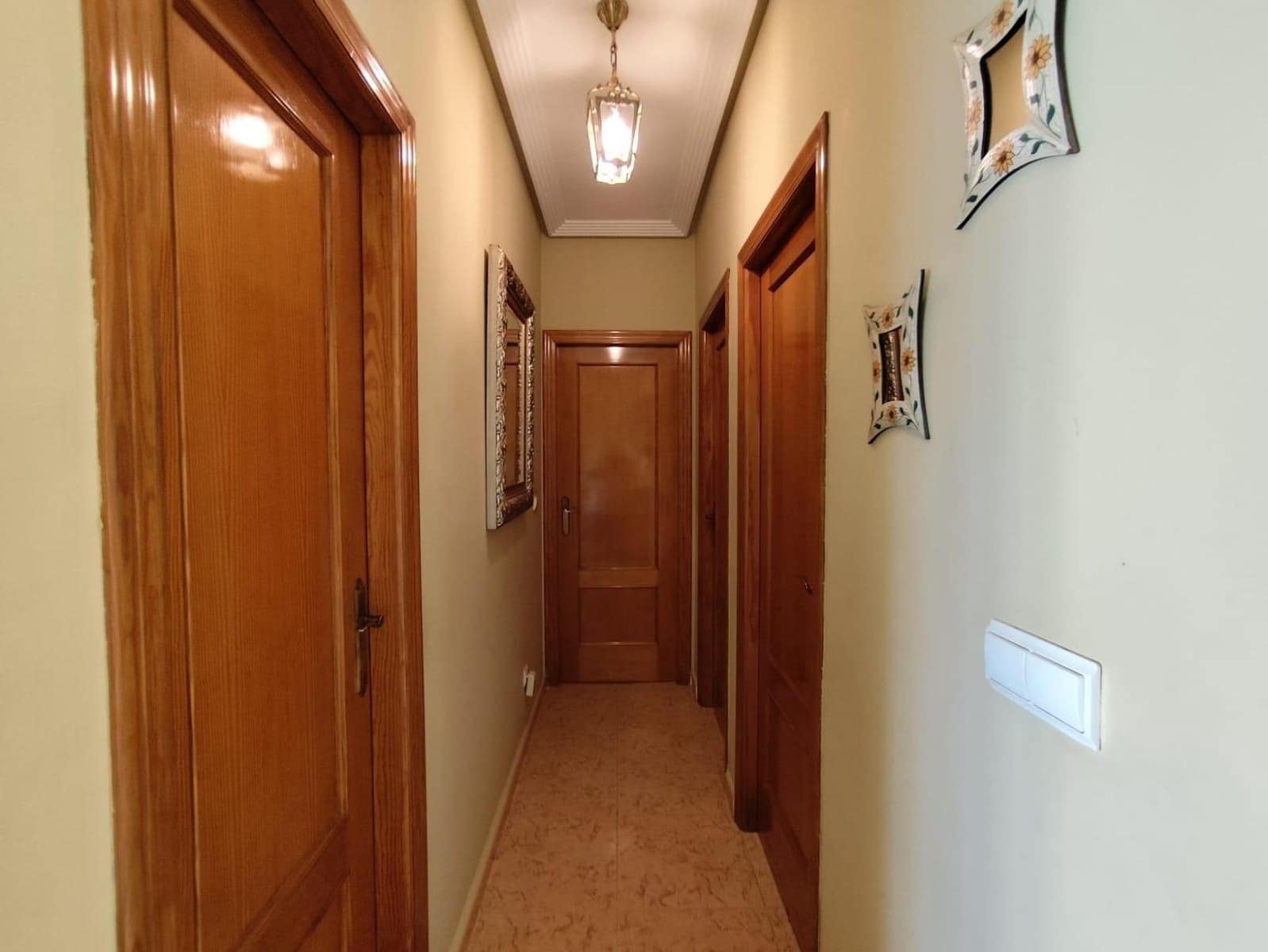 3 sypialnia Willa na sprzedaż w Torrevieja z basenem - 310 000 € (Ref: 9197901)